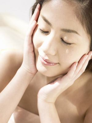 如何改掉敷睡眠面膜误区