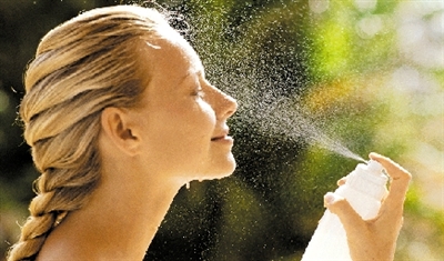 面部T区简单护理痘痘的方法